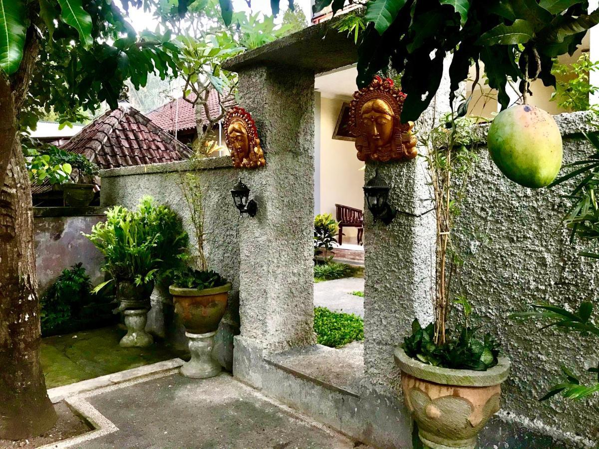 Tangkas Guest House Ubud  Exterior photo